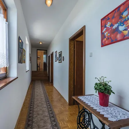 Σπίτι διακοπών Stunning In With Kitchen Brtonigla