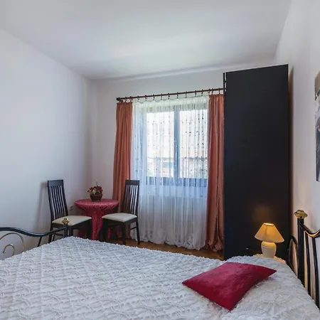 Σπίτι διακοπών Stunning In With Kitchen *