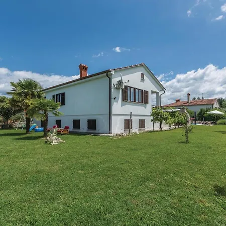 Nyaraló Stunning In With Kitchen Brtonigla