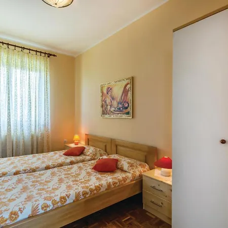 Holiday home Stunning Home In Brtonigla With Kitchen Brtonigla