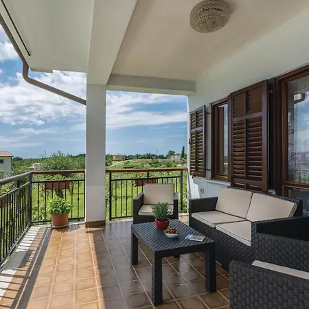 Stunning Home In Brtonigla With Kitchen Brtonigla